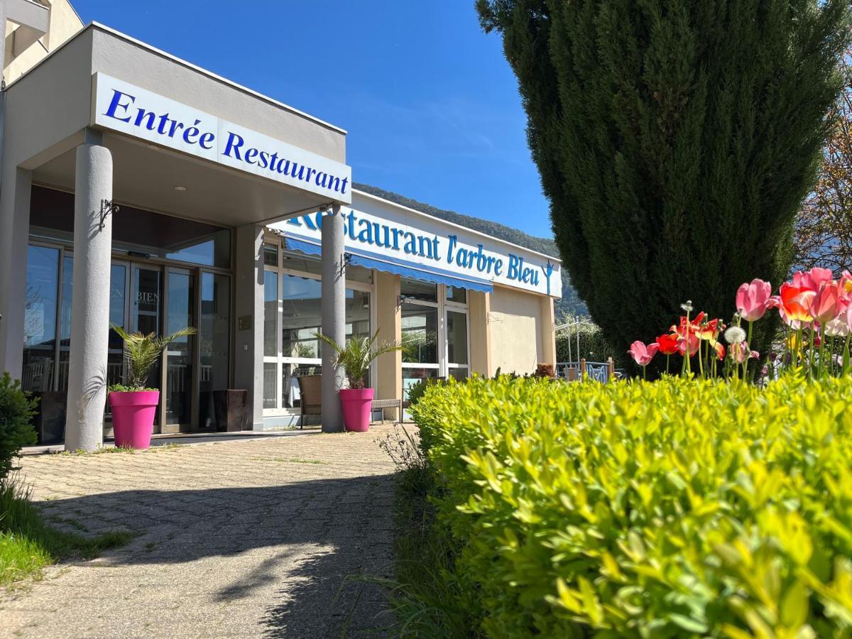 Hotel Le Neron - Logis Fontanil-Cornillon Bagian luar foto