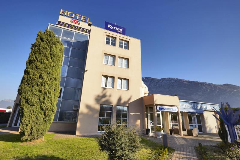 Hotel Le Neron - Logis Fontanil-Cornillon Bagian luar foto